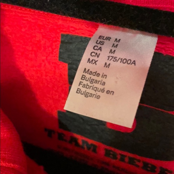 2017 Justin Bieber Purpose Tour Hoodie - Picture 3 of 6